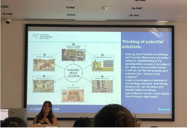 Cherene de Bruyn presenting her PhD work during the summer school
